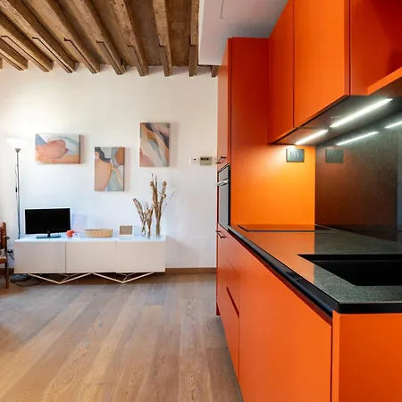 Contemporary In Ff Apartament *