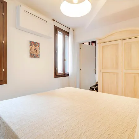 Contemporary In Ff * Venise